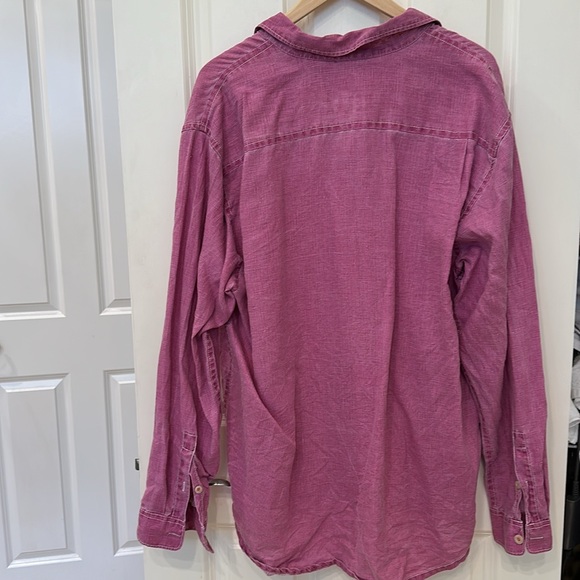 Tommy Bahama 100% linen button down XL - Picture 4 of 7